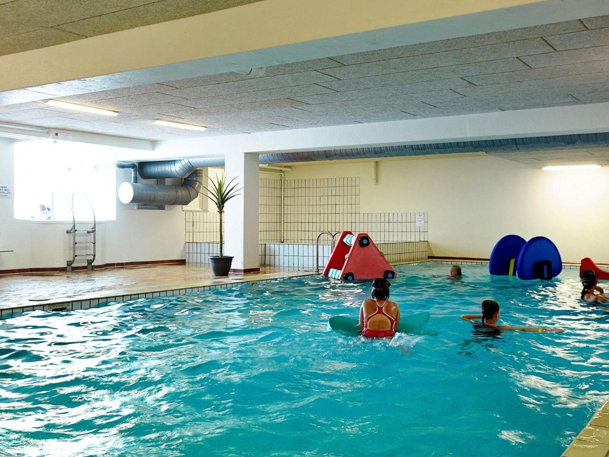 4 Person Holiday Home On A Holiday Park In Glesborg מראה חיצוני תמונה